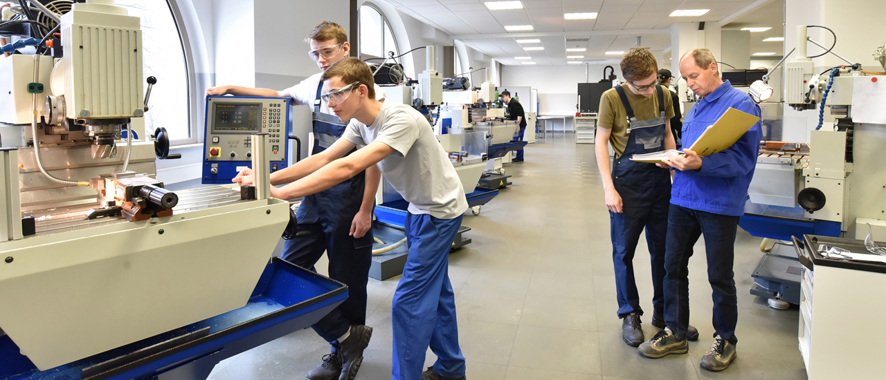 Apprenticeship in France: Exceptional Financial Aid to Employers Who Recruit Young Apprentices - ECOVIS International Apprenticeship in France: Exceptional Financial Aid to Employers Who Recruit Young Apprentices