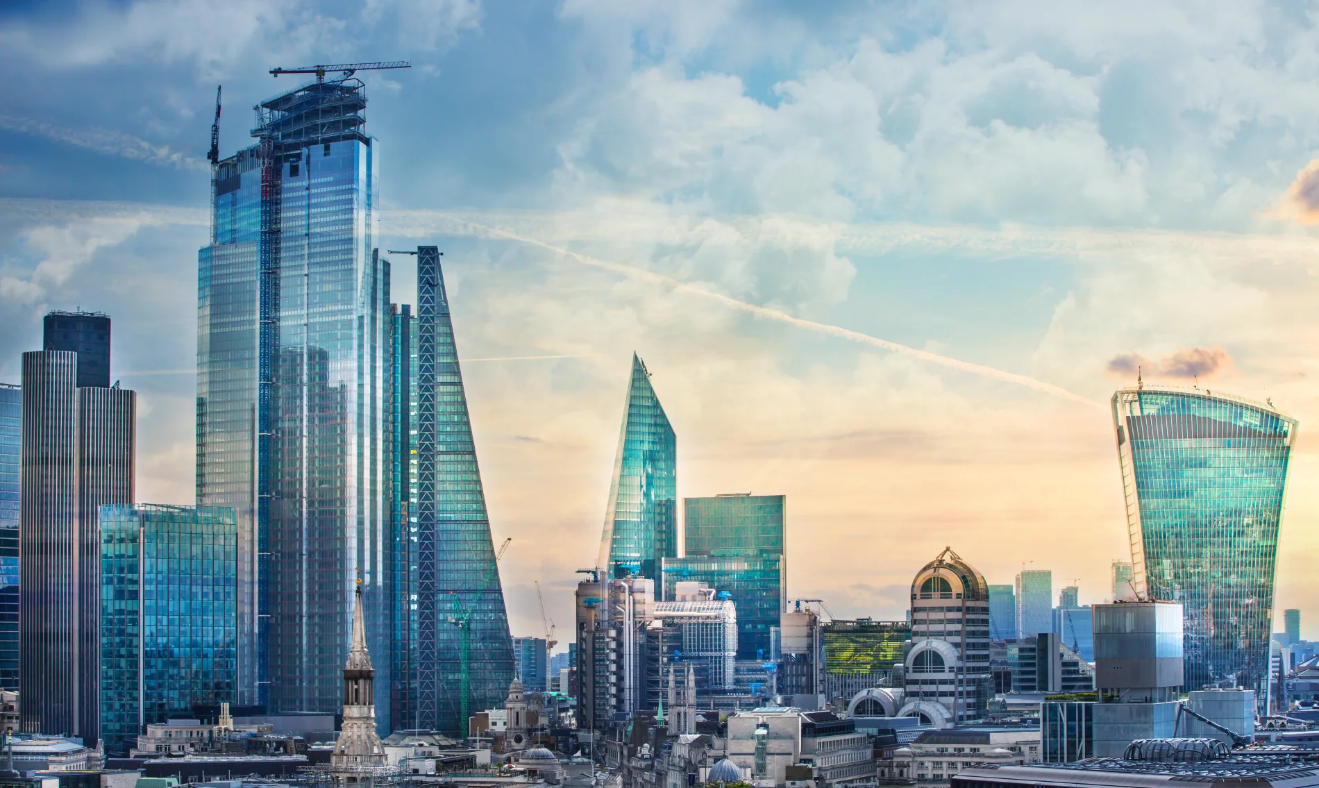 Planning to buy or sell real estate in England and Wales? - ECOVIS International Planning to buy or sell real estate in England and Wales?