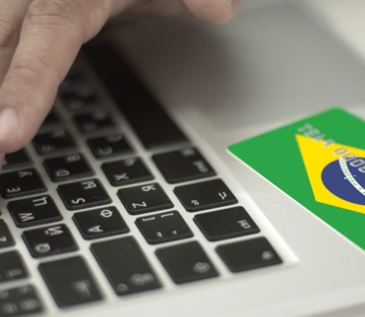 NL0425_BRA.jpg