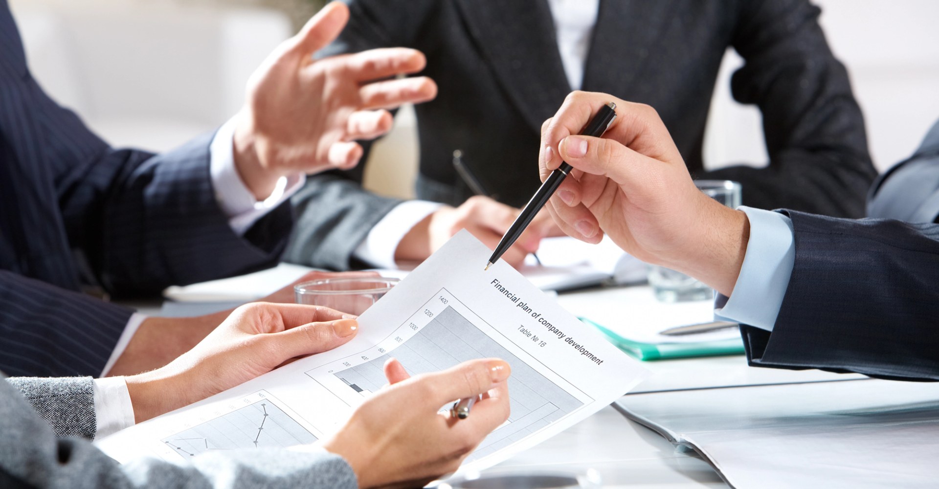 Vietnam Corporate Income Tax Reduction 2026: National Assembly Pass 30% Tax Cut for Small Businesses